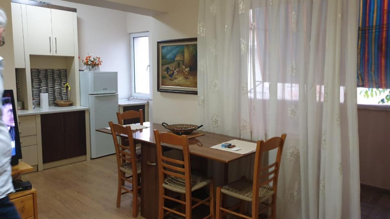 Valentina'S Apartment Tirana Eksteriør billede
